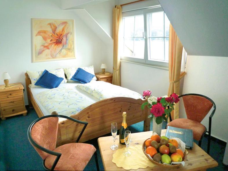 Hotel Vater Rhein Бад Брайзиг Стая снимка
